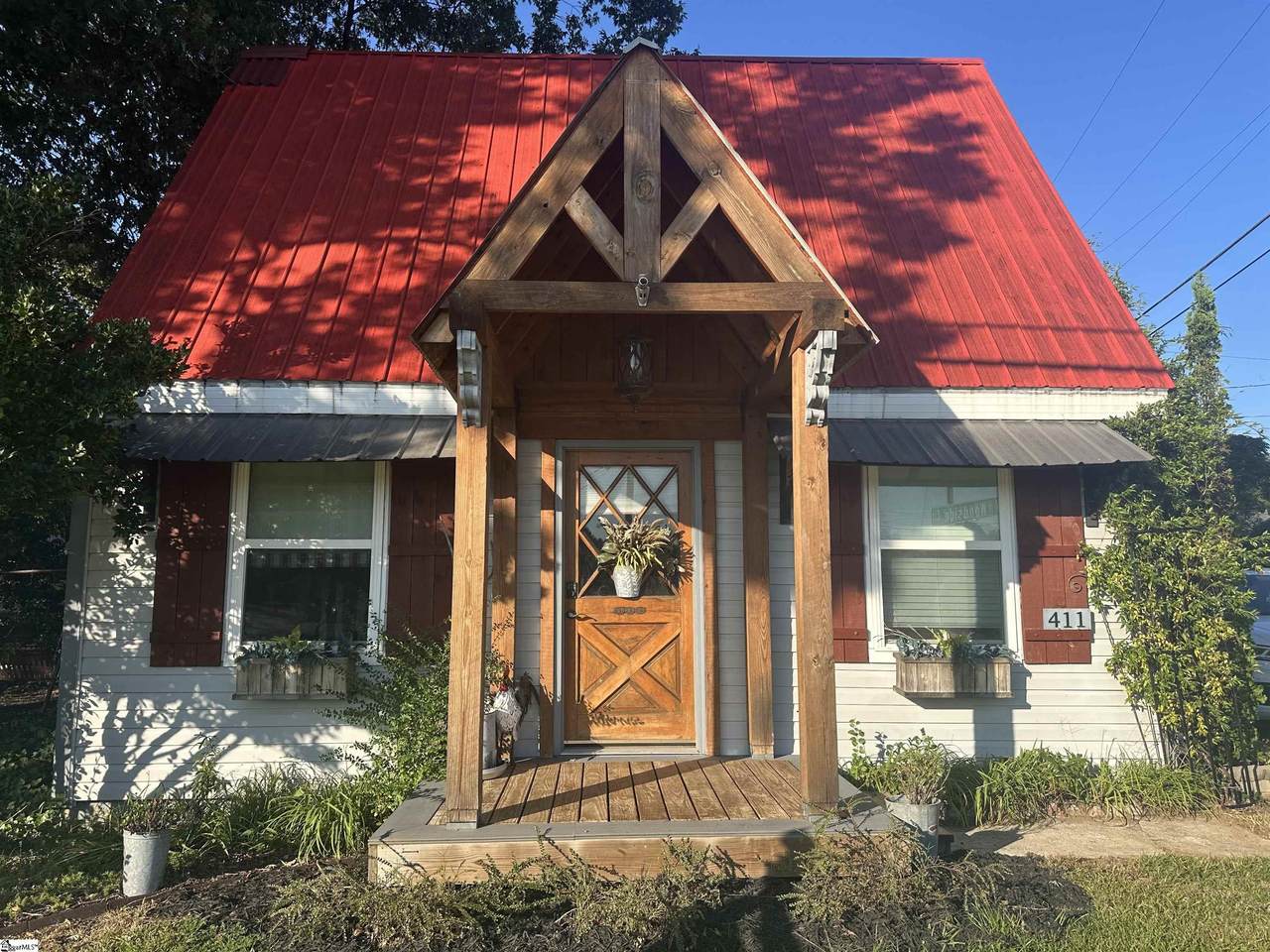 411 Anderson Drive - Photo 1