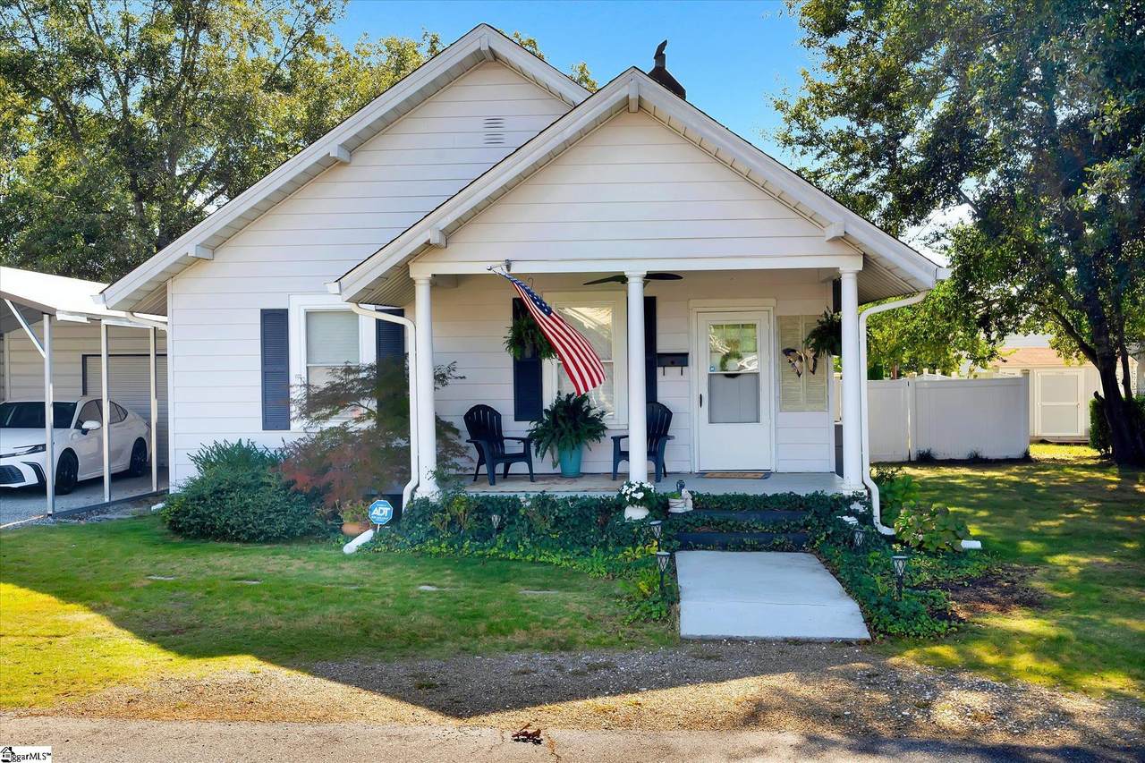 22 Iselin Street - Photo 1