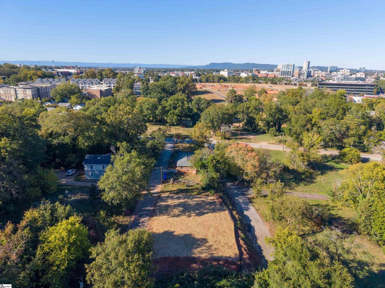 11 Urban Street - Photo 1