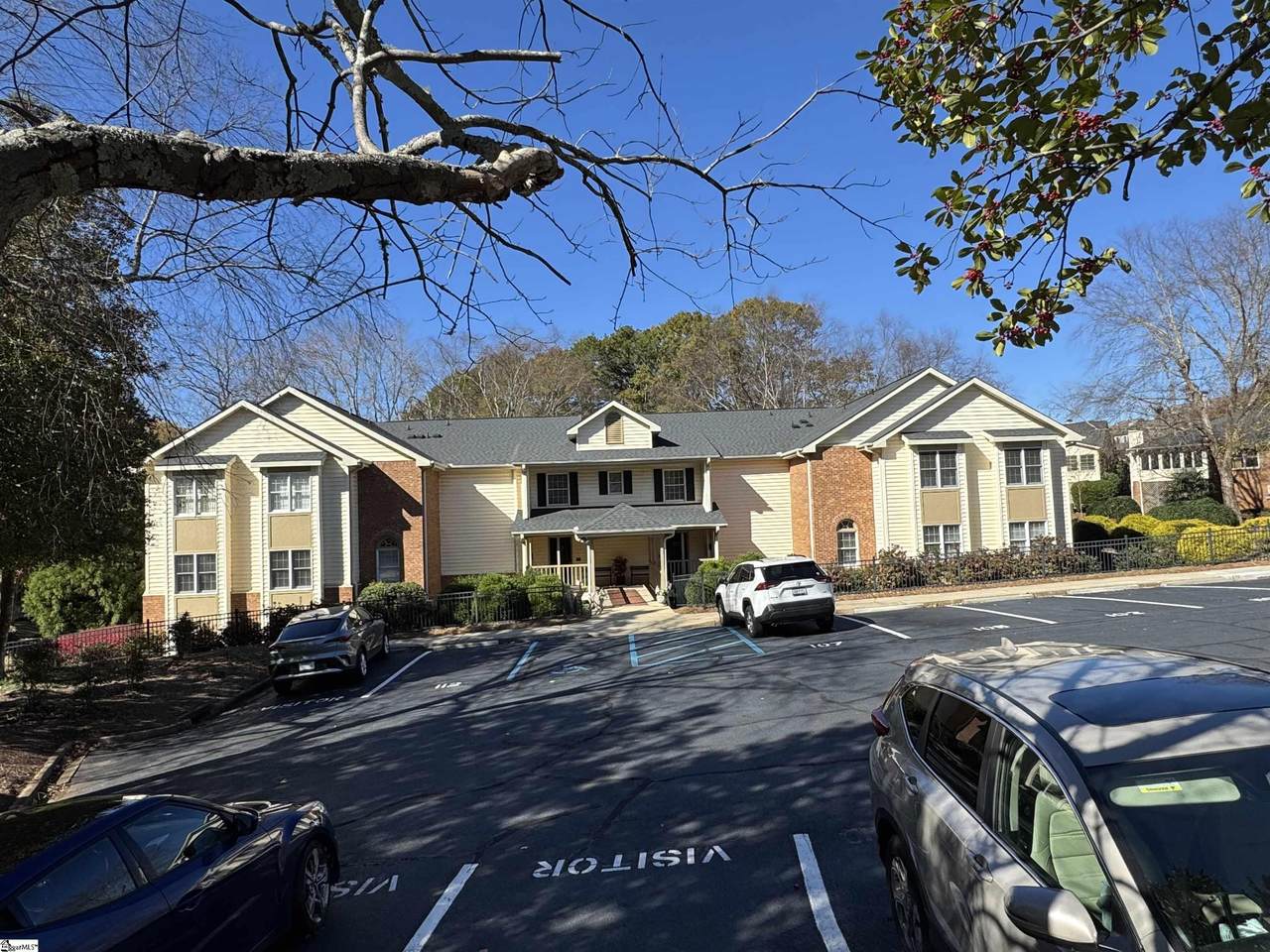 110 Swansgate Place - Photo 1