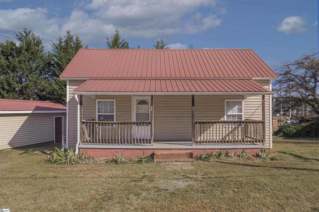 203 Beattie Street - Photo 1