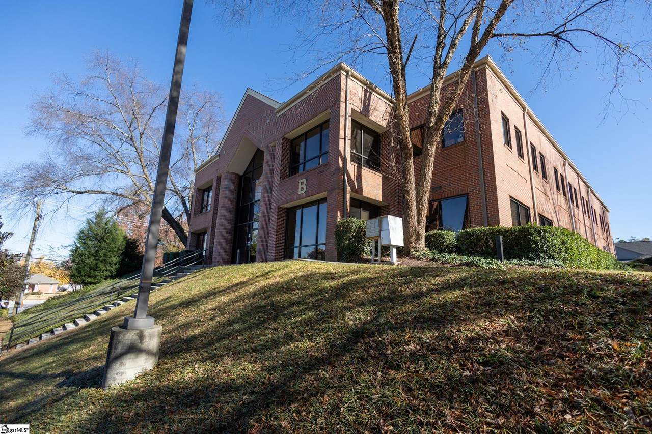 330B Pelham Road - Photo 1