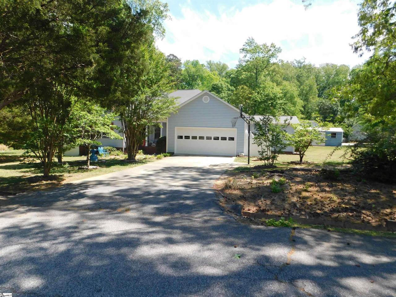 116 Bell Drive - Photo 1