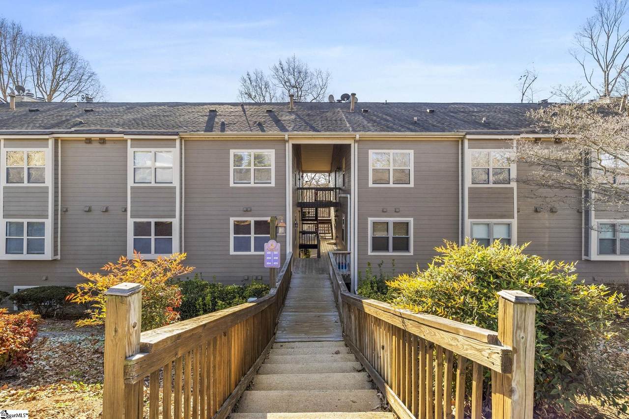 109 Captains Way - Photo 1