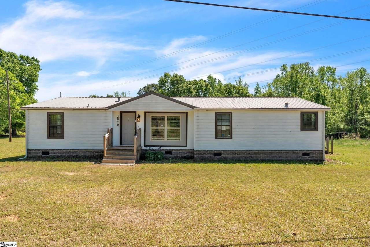 3079 Lakeview Drive - Photo 1