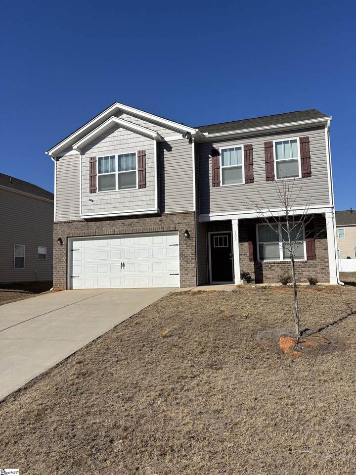 135 Slateford Circle - Photo 1