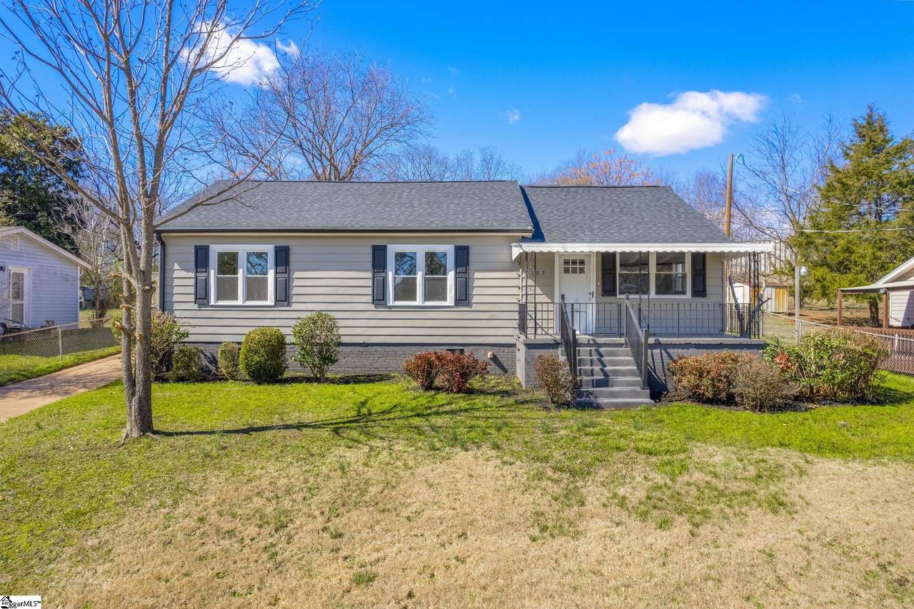 107 Boyd Avenue - Photo 1