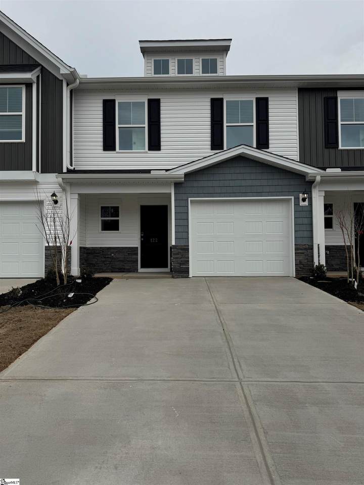 122 Stonyway Lane - Photo 1