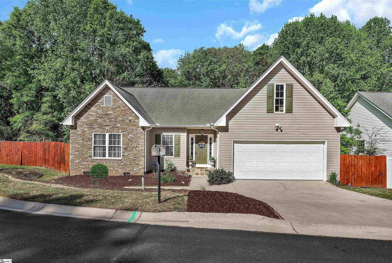 101 Riviera Circle - Photo 1