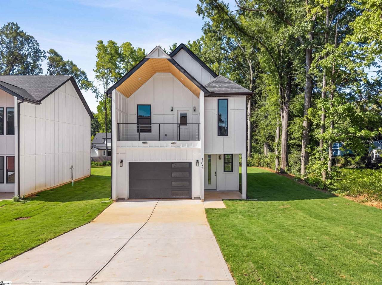 182 Buncombe Street - Photo 1