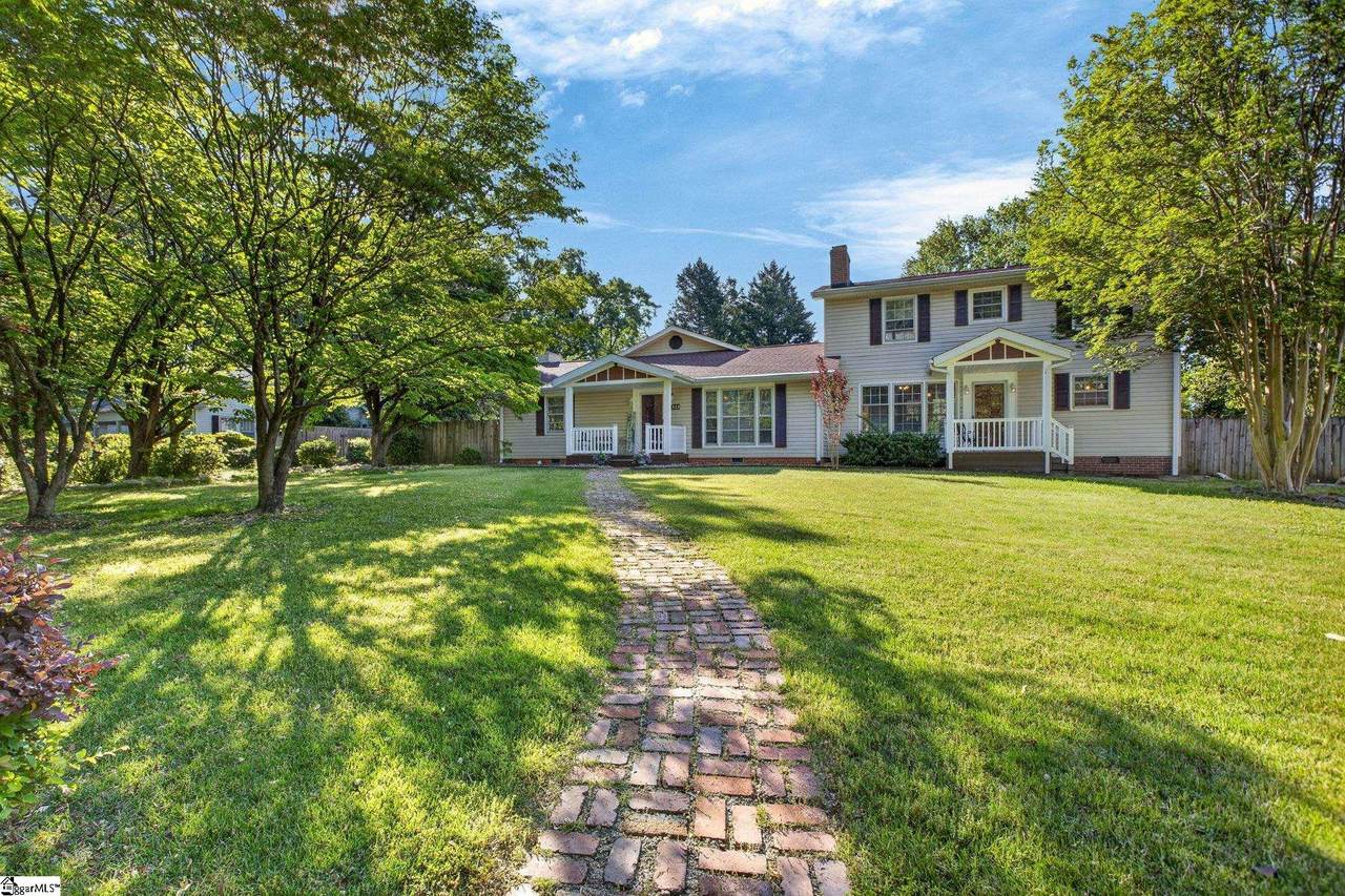 323 Workman Avenue - Photo 1