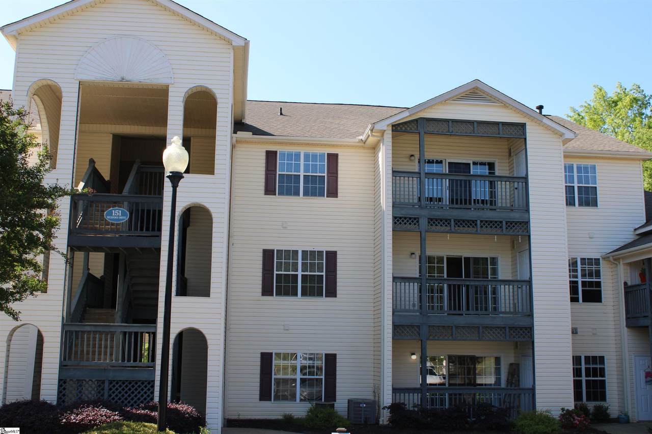 151 Wexford Drive - Photo 1