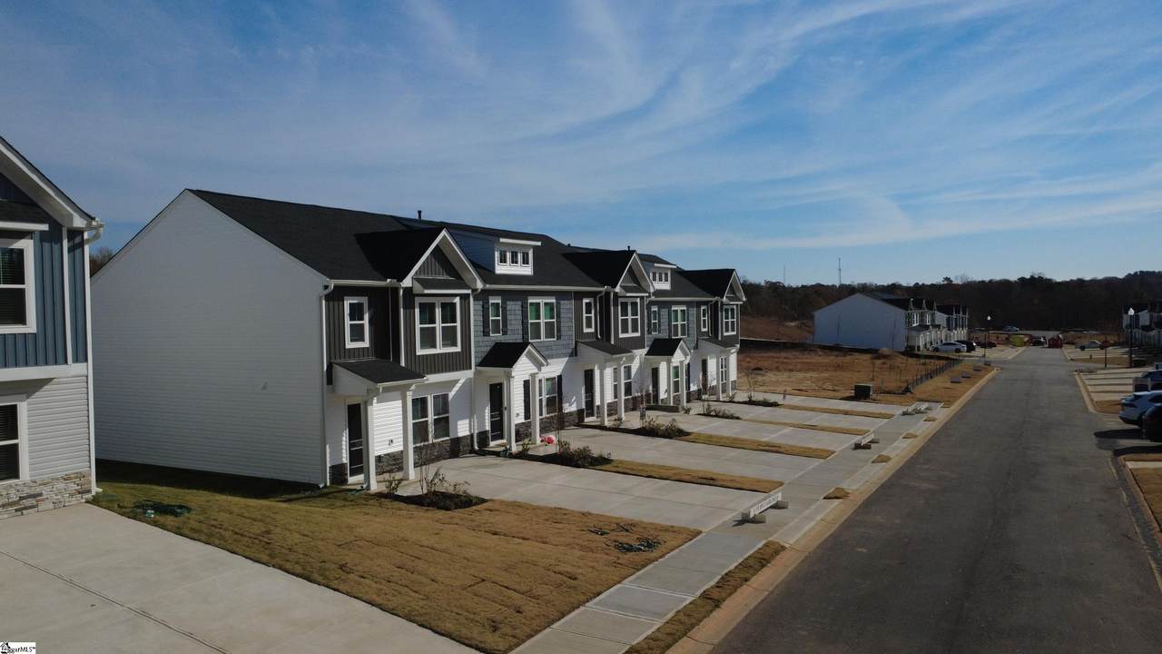 117 Stonyway Lane - Photo 1