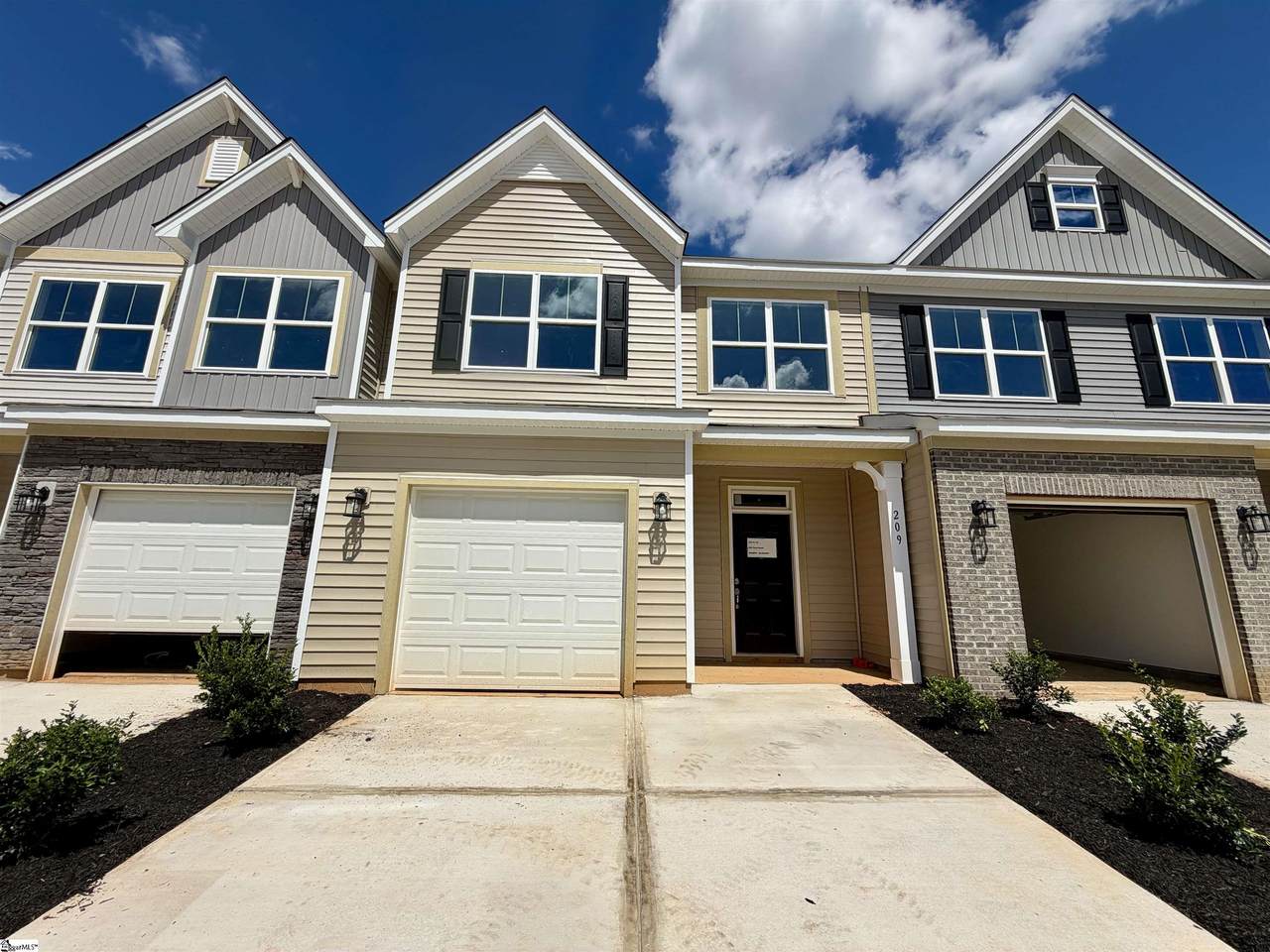 209 Toal Court - Photo 1