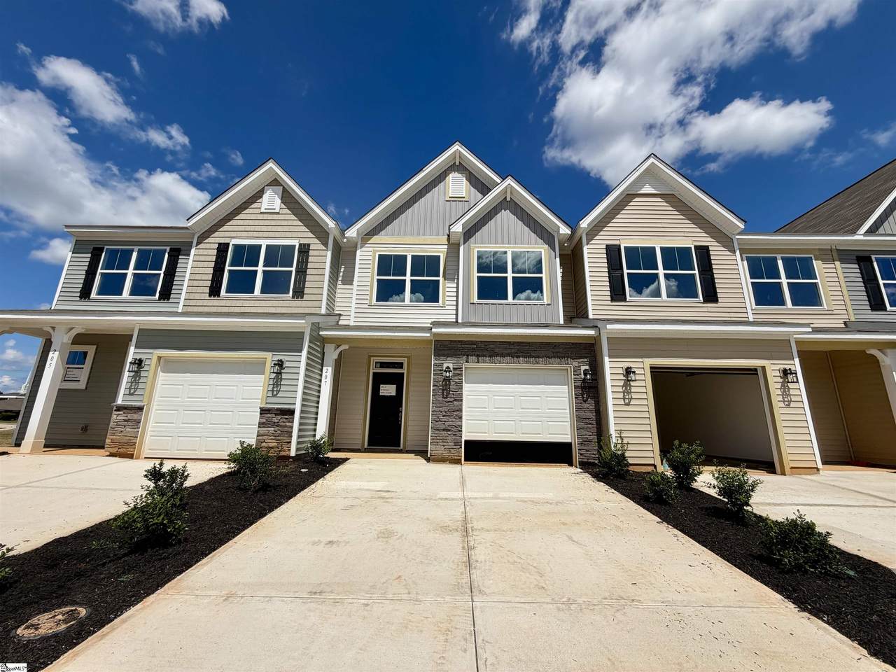 207 Toal Court - Photo 1
