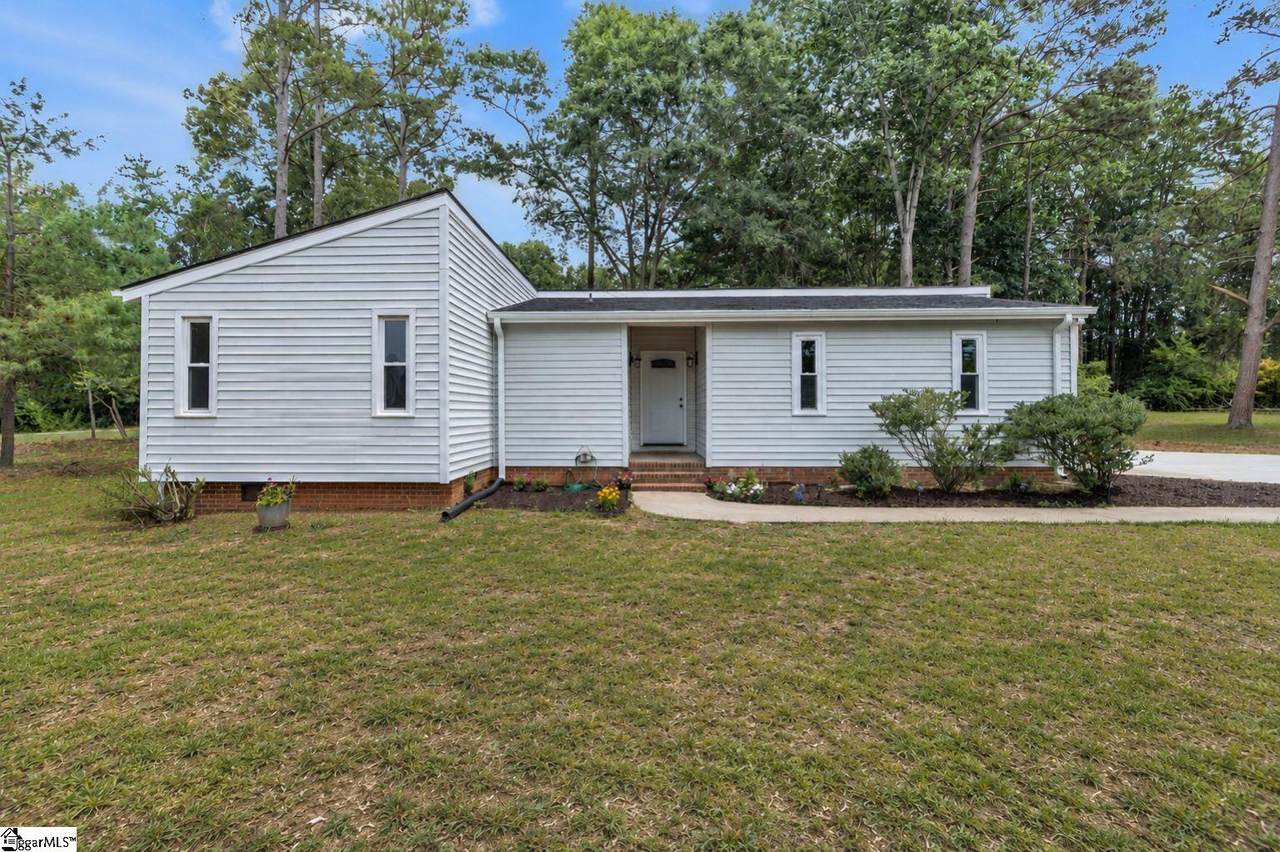 101 Cedar Lane - Photo 1