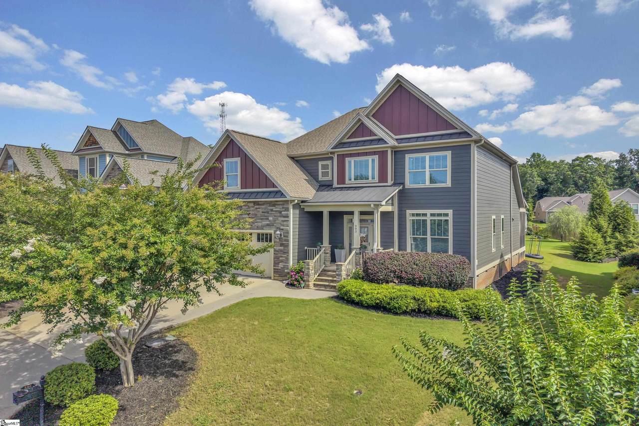203 Boulder Drive - Photo 1