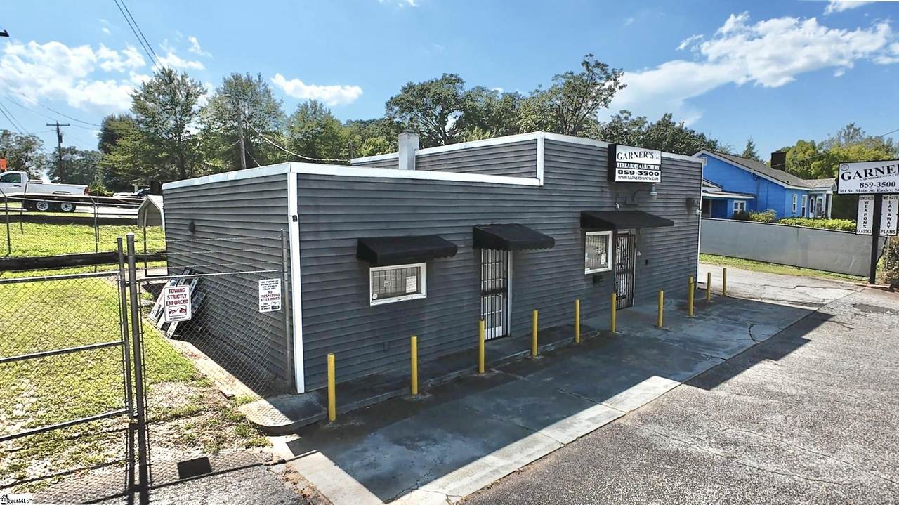701 Main Street - Photo 1
