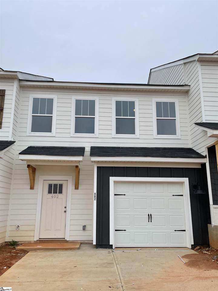 402 Greenstone Lane - Photo 1