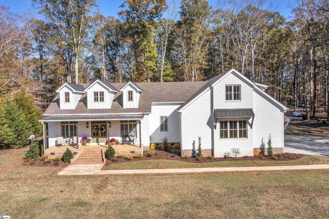 323 Chapman Road - Photo 1
