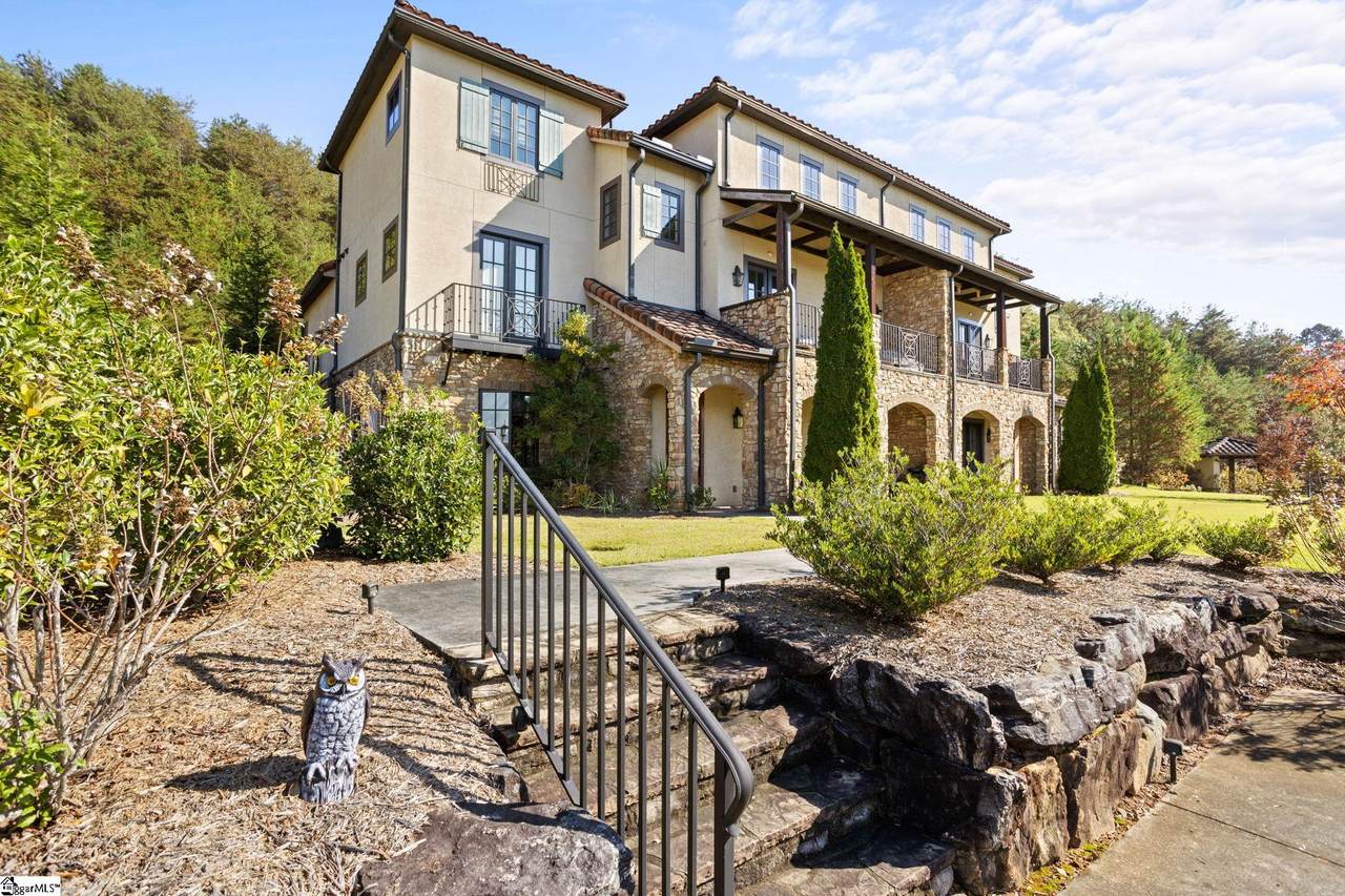 321 Imperia Court - Photo 1