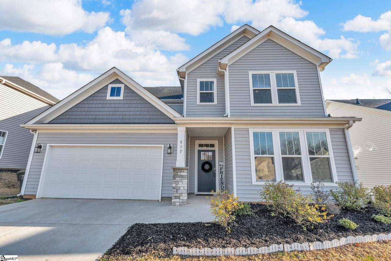 517 Robinwood Place - Photo 1