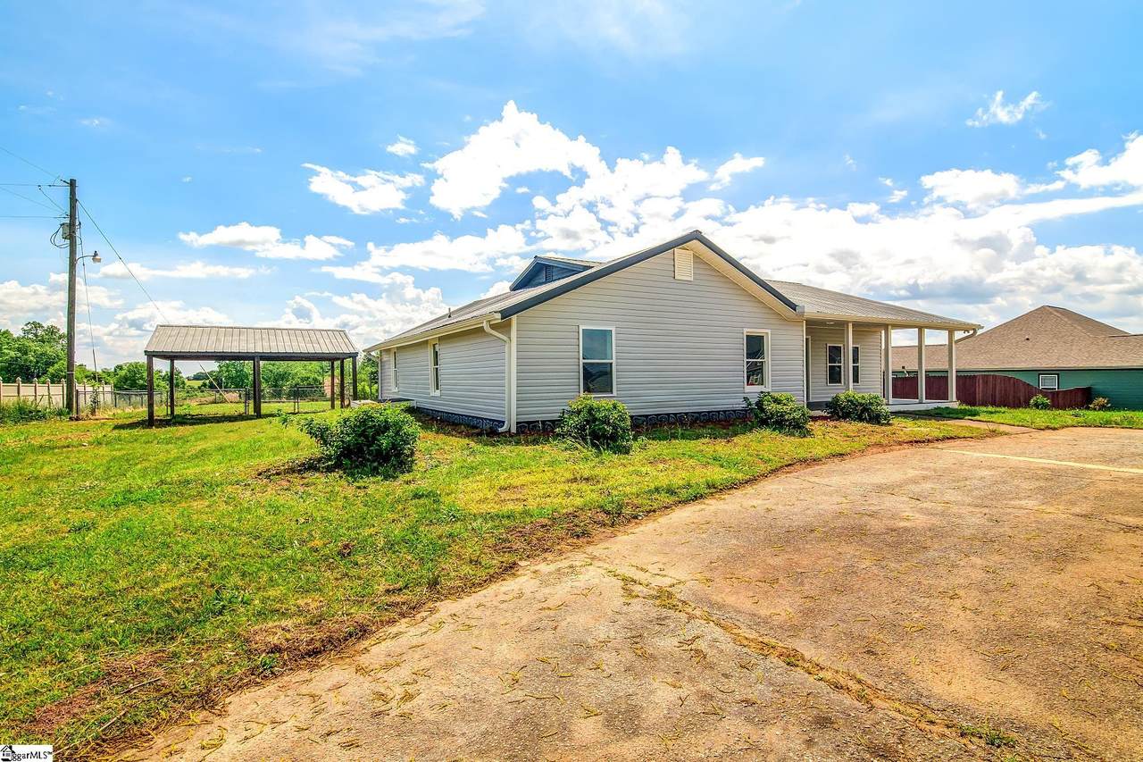 583 Berry Road - Photo 1