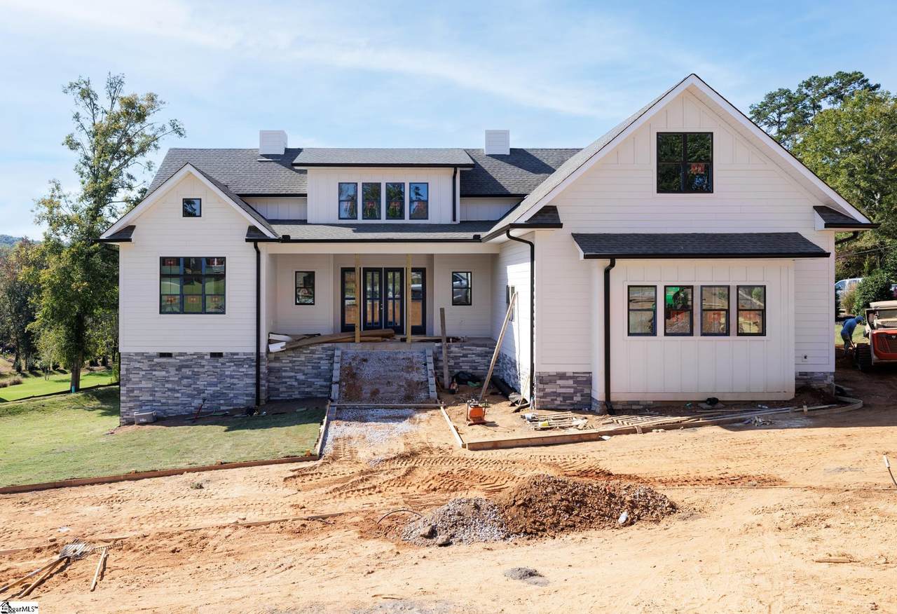 100 Pinelands Place - Photo 1