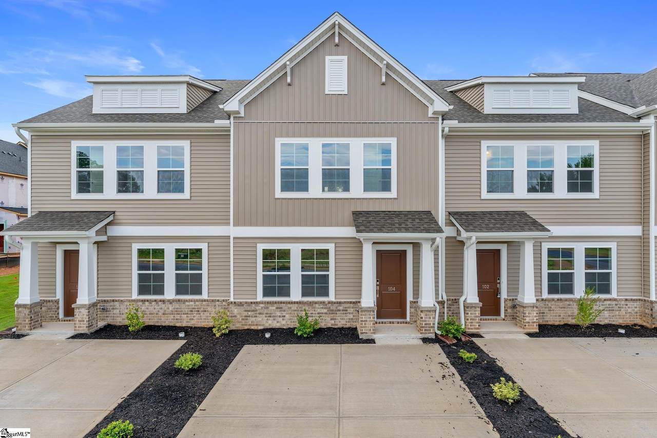 104 Denham Drive - Photo 1