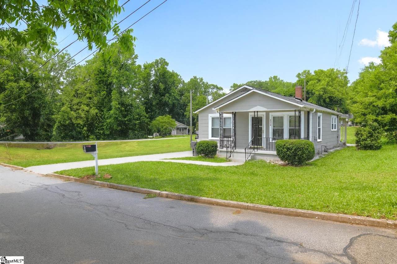 210 Mcdowell Street - Photo 1