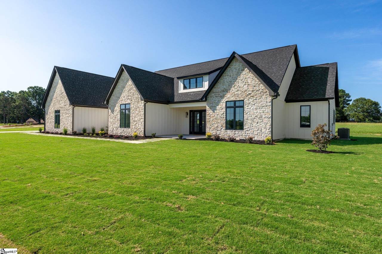 742 Garrison Road - Photo 1