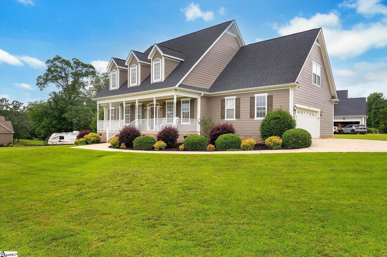 101 Edens Garden Way - Photo 1