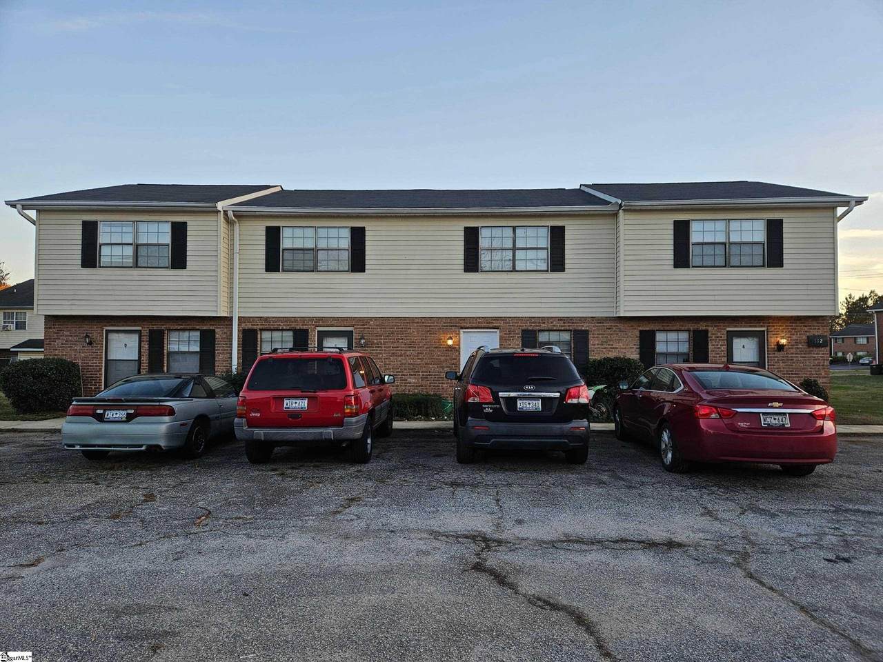 112 Tabitha Court - Photo 1