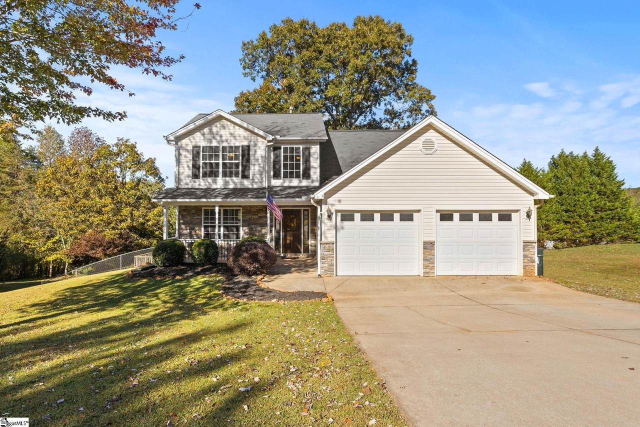 104 Whipple Lane - Photo 1