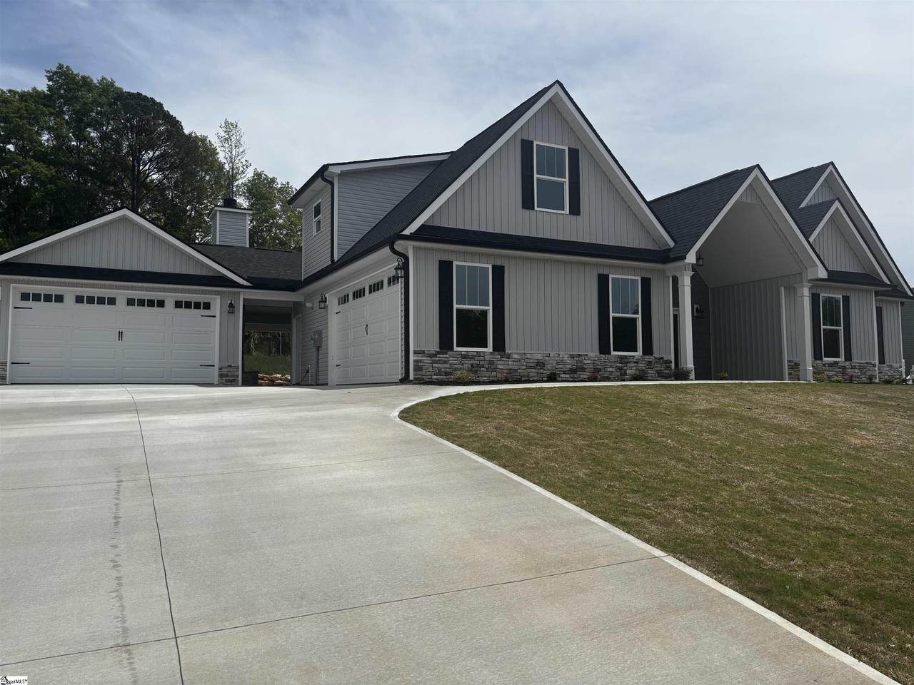 110 Hintons Farm Drive - Photo 1