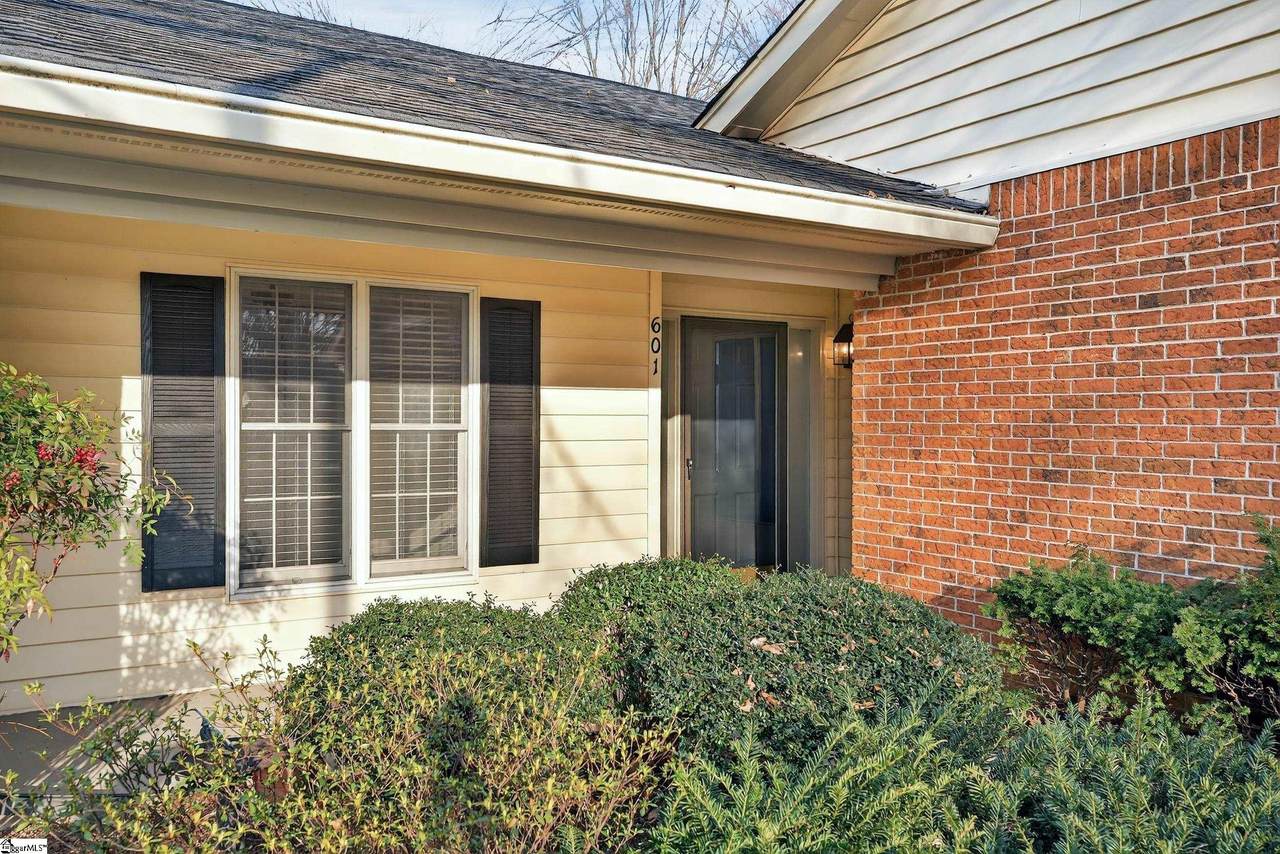 601 Dove Terrace - Photo 1
