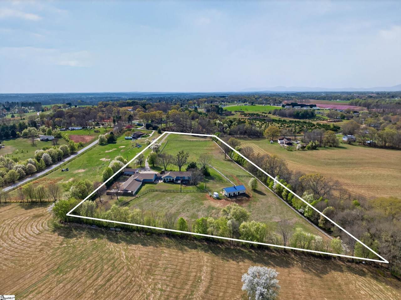 341 Ridings Road - Photo 1