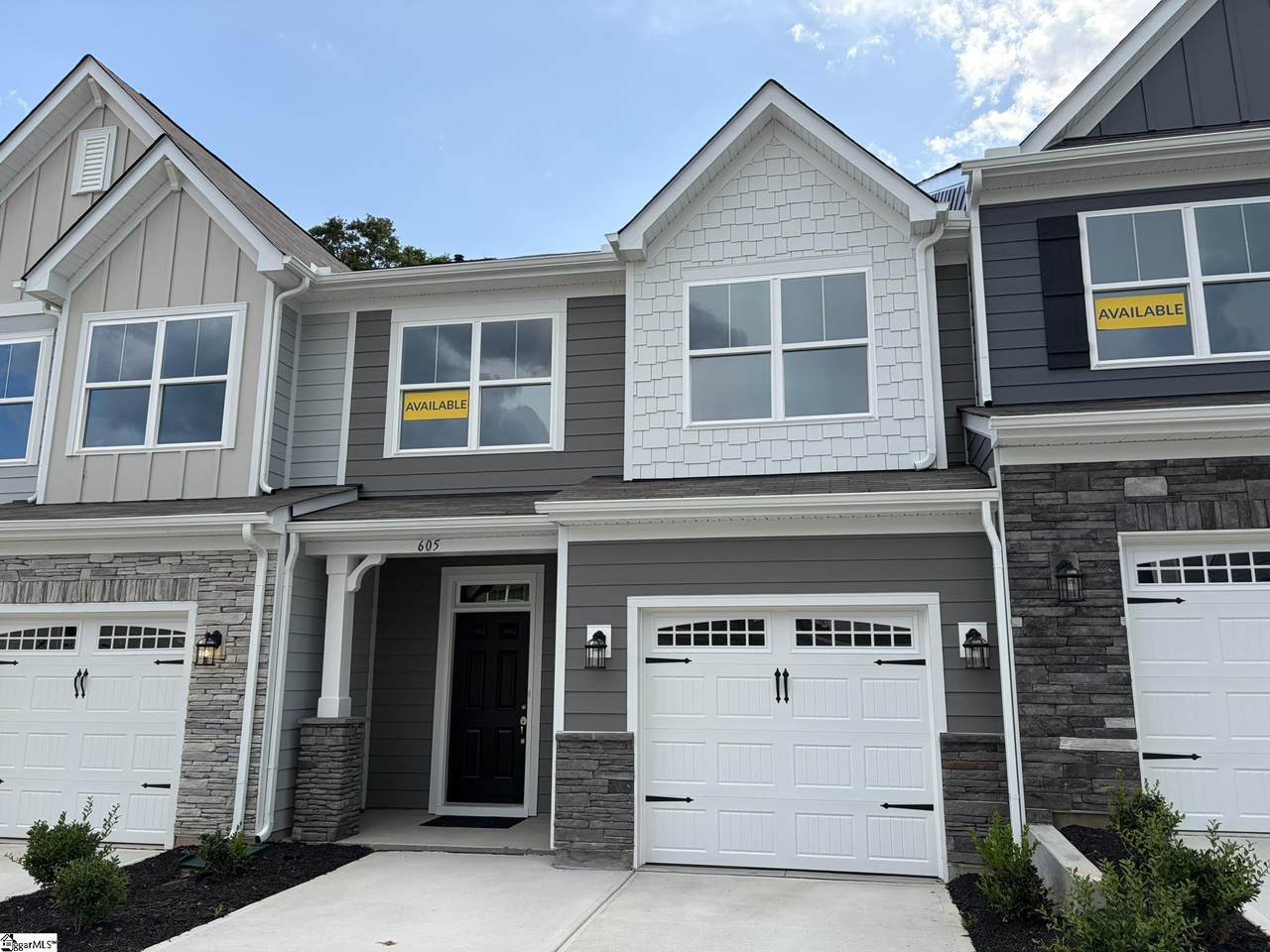 605 Autumn Lake Road - Photo 1