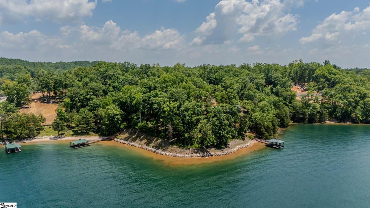 233 Sandy Hollow Court - Photo 1