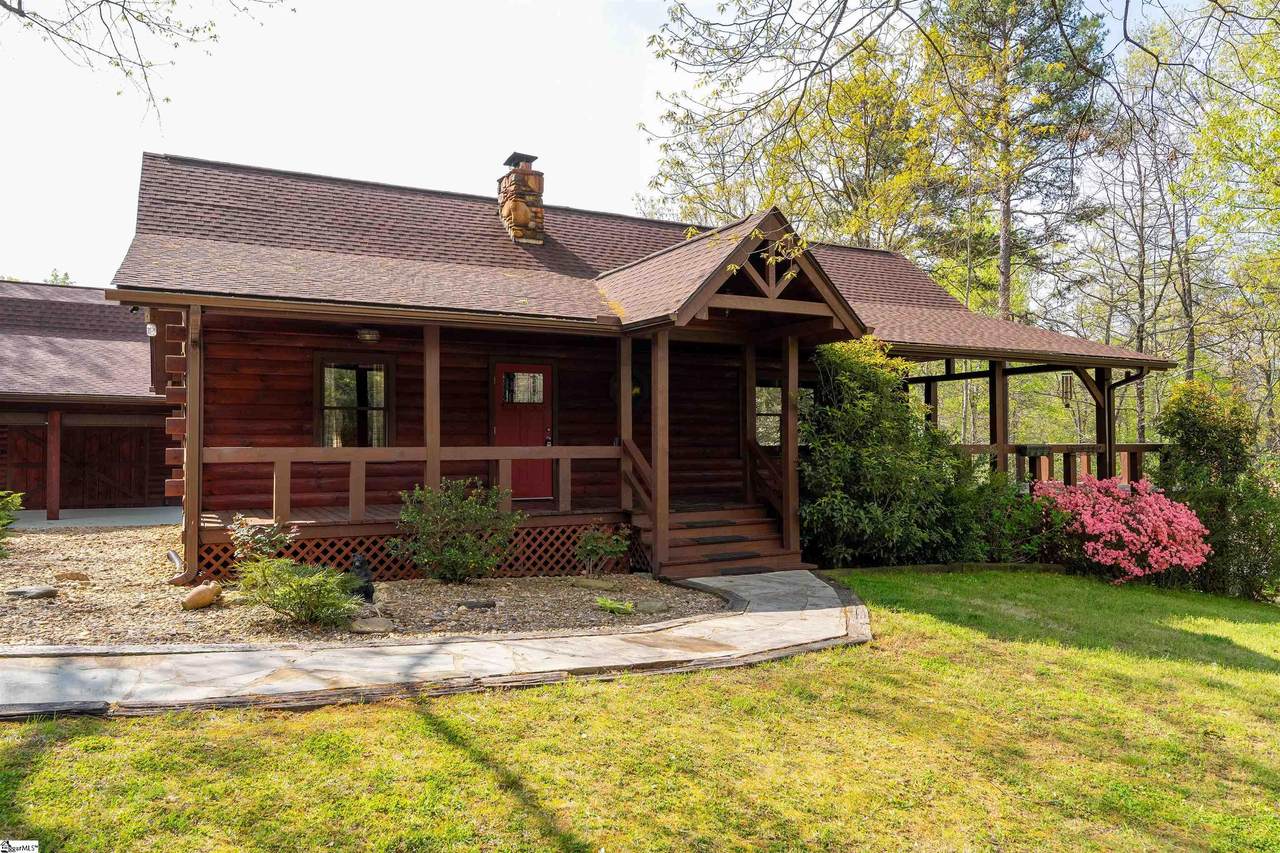 106 Hiawatha Trail - Photo 1