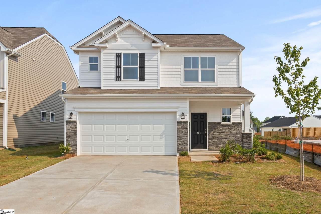 221 Pendergast Road - Photo 1