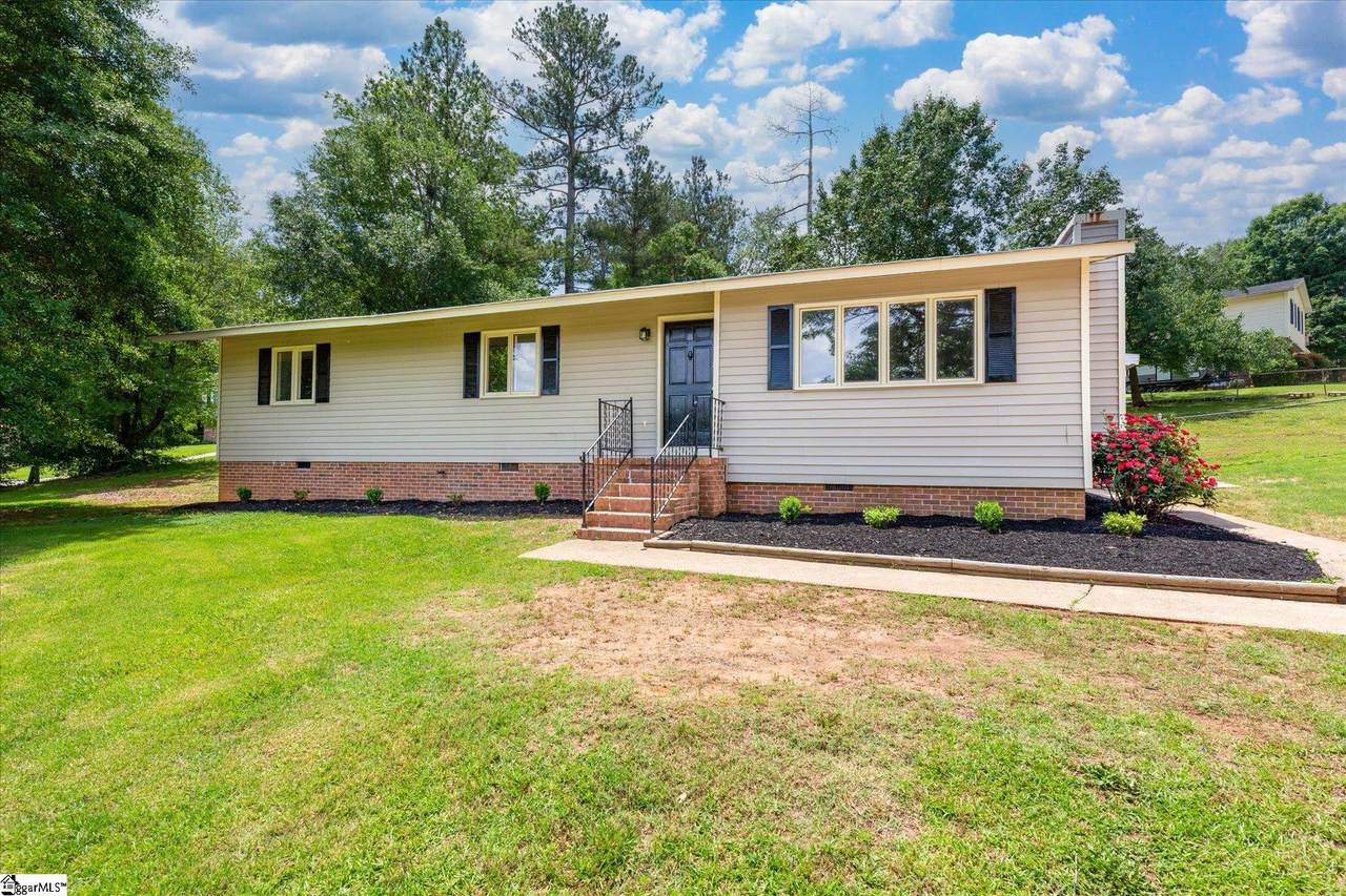 107 Sherry Lane - Photo 1