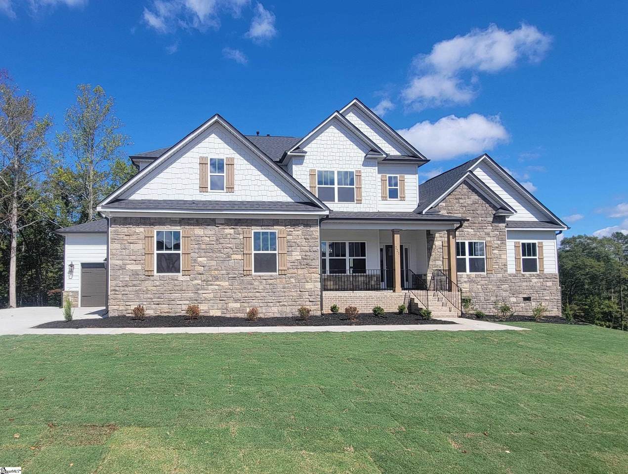 221 Holly Branch Road - Photo 1