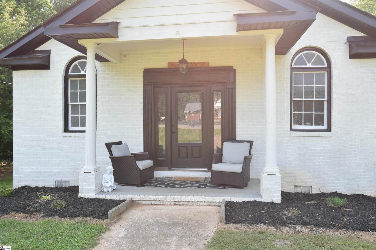 127 Eastview Road - Photo 1