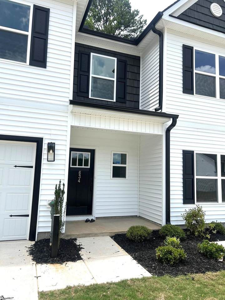 634 Farcroft Trail - Photo 1