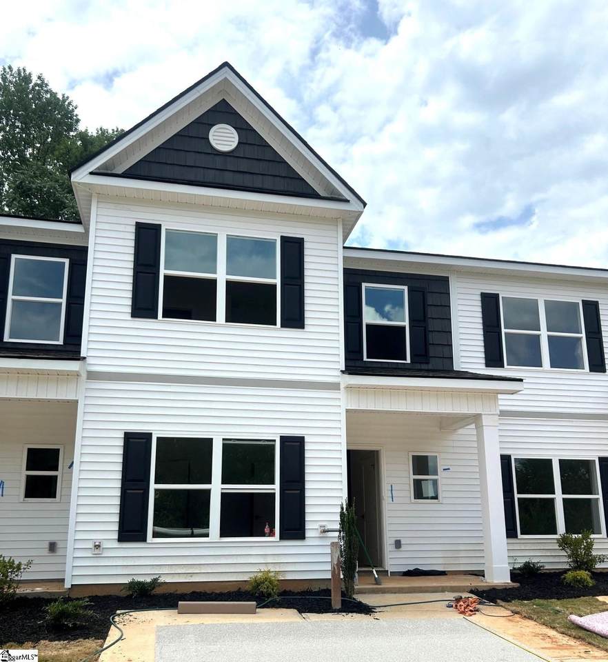632 Farcroft Trail - Photo 1
