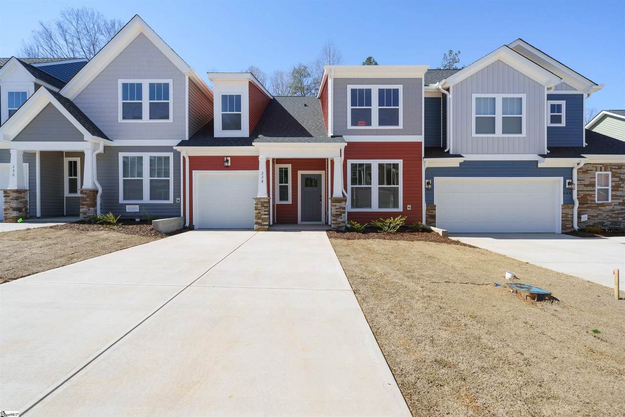 228 Rosecroft Drive - Photo 1