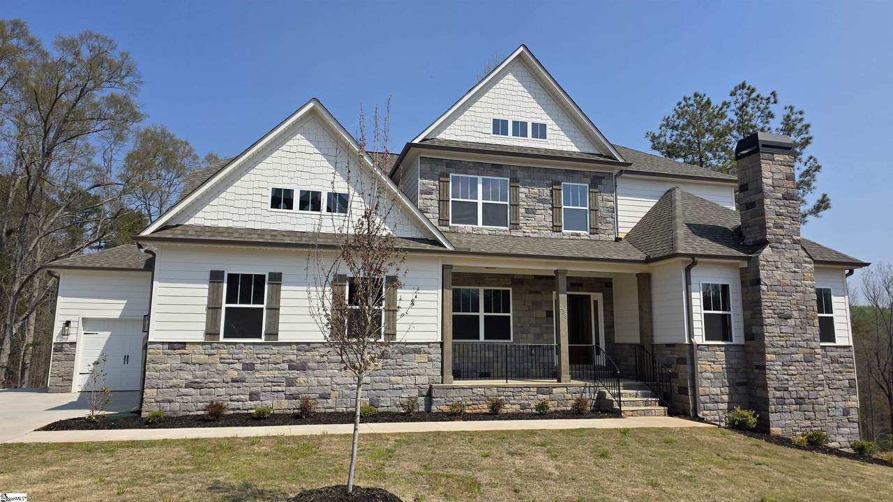 233 Holly Branch Road - Photo 1