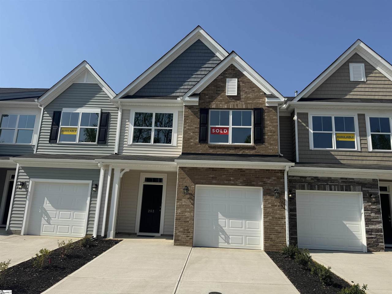 203 Spartina Court - Photo 1