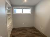 413 Vardry Street - Photo 3